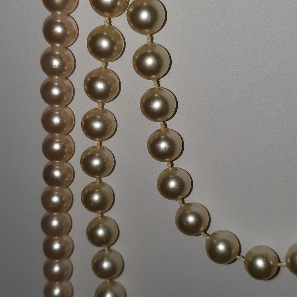 Layering Strands of Pearl Bead Necklaces